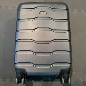 Carry-on 19x14 luggage